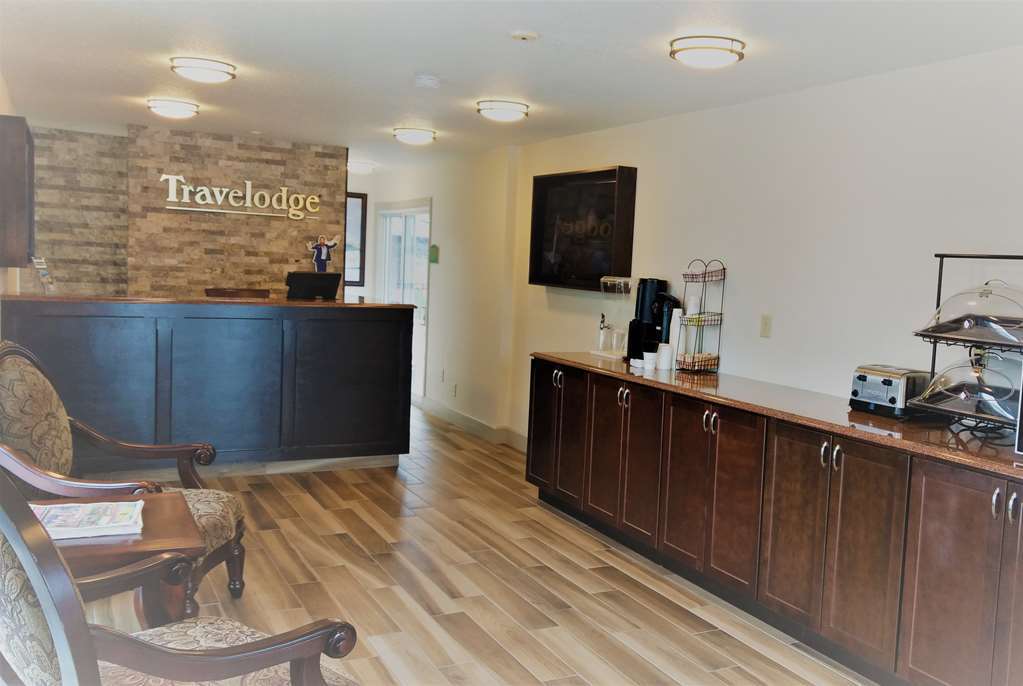 Travelodge By Wyndham Ґананокве Інтер'єр фото